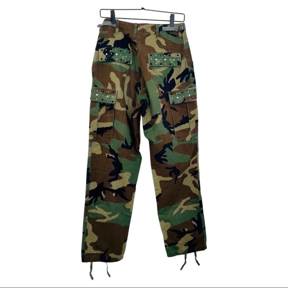 "Get Your Camo On" Bejeweled Army Fatigue Pants with Swarovski Crystal Cross - Picture 2 of 8